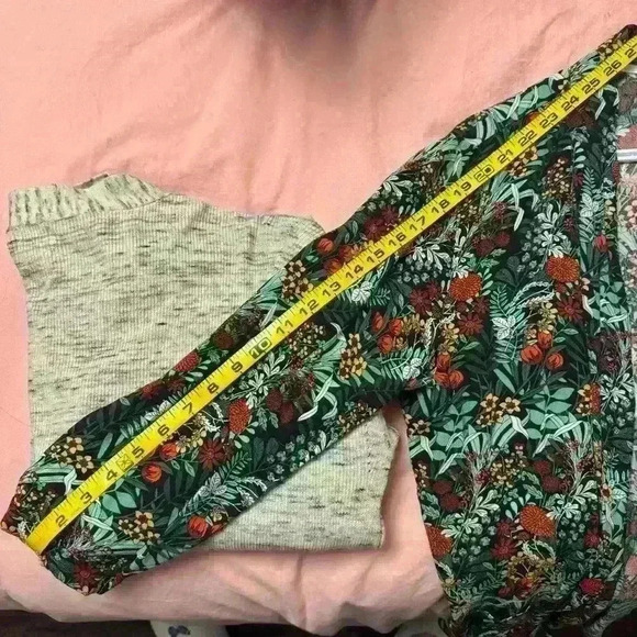 2/20 Twik floral open front kimono  - women’s medium - Picture 6 of 6